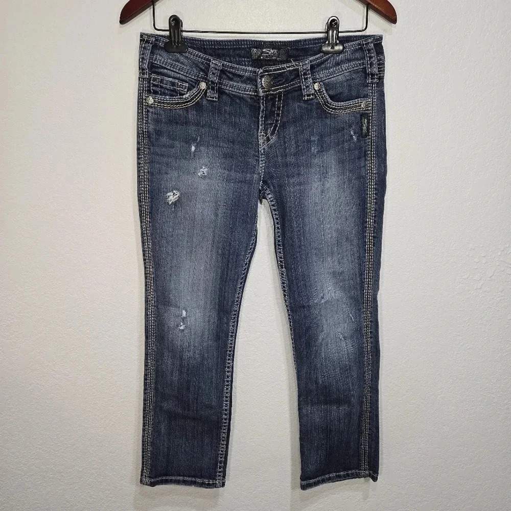Silver 27 Twisted Capri Cropped Denim Distressed Jeans